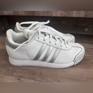 Adidas Shoes - Samoa